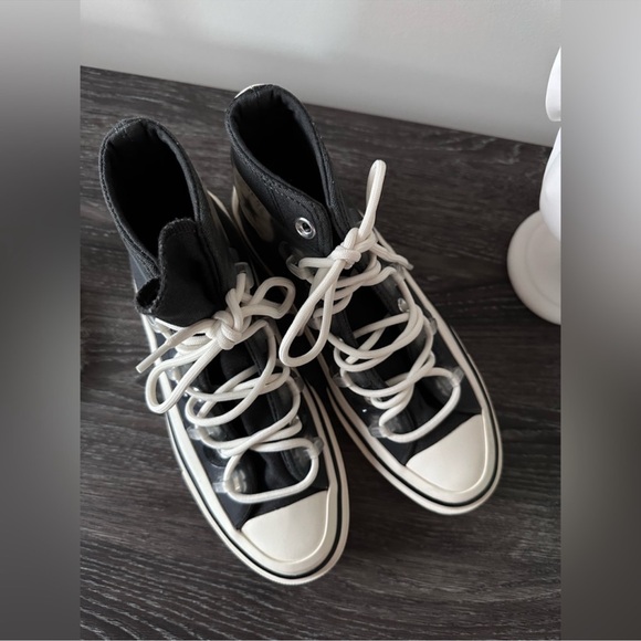 Converse Chuck 70 Utility Hi - new without tags - Picture 2 of 4